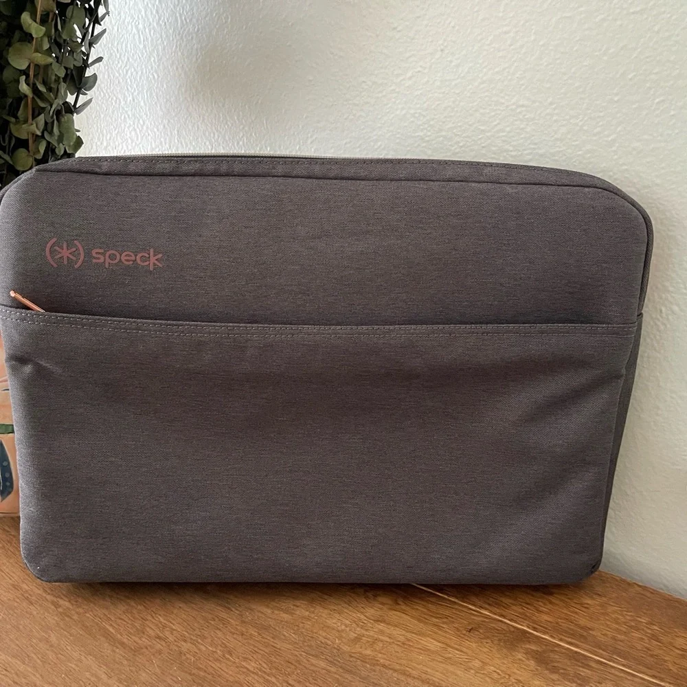 Speck Gray Laptop Bag Unisex Rose gold zipper hardware